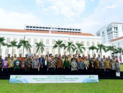 Jokowi Minta BPDLH Prioritaskan Penanganan Sampah dan Rehabilitasi Mangrove