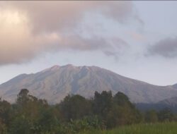 Gunung Raung Masih Status Waspada