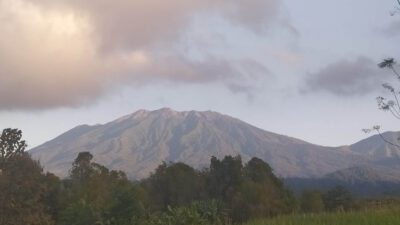 Gunung Raung Masih Status Waspada