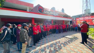 Kader Banteng Surabaya Diberangkatkan ke Jakarta, Siap Meriahkan HUT PDIP Ke-50