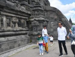 Berakhir Pekan Bersama Cucu ke Candi Prambanan, Jokowi Promosikan Wisata Edukasi