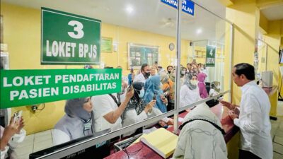 Jokowi Cek Layanan BPJS Kesehatan di Pekanbaru