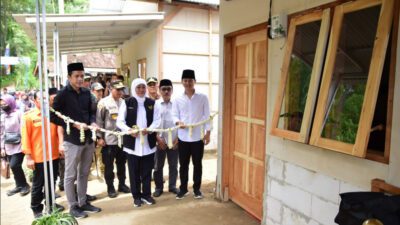 Khofifah Resmikan Hunian Tetap Bagi Korban Longsor di Trenggalek