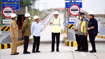 Resmikan Tol Pekanbaru – Bangkinang, Jokowi Optimis Akan Tumbuhkan Daya Saing Produk Provinsi Riau