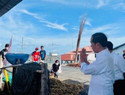 Antusiasme Warga Kampung Nelayan Tanjung Pasir Sambut Jokowi dan Tak Segan Sampaikan Kendala Yang Dihadapi
