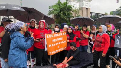 Dukungan Koalisi Sipil Untuk UU PPRT: Rencana Mogok Makan hingga Tarian Para Ibu Sekolah Perempuan