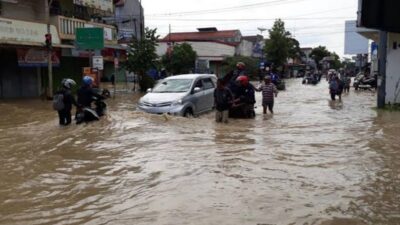 Air Sungai Brantas Meluap, Pemkot Minta Warga Awasi Ketinggian Sungai-Sungai di Surabaya
