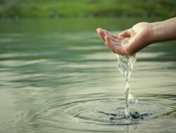 Basuki Luncurkan Program Penyediaan Air Minum dan Sanitasi Berbasis Masyarakat Dengan Pola Padat Karya