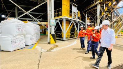 Ketika Jokowi Kunjungi Kawasan Tambang dan Smelter di Luwu Timur