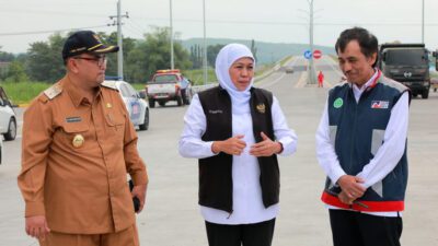 Antisipasi Arus Mudik, Khofifah Tinjau Kesiapan Exit Tol Gending Probolinggo