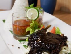 Hotel Dafam Pacific Caesar Tawarkan Promo Bebek Hitam Suramadu dan Drink Station