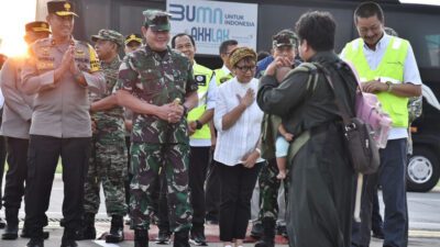 WNI Yang Dievakuasi Dari Sudan Tiba di Tanah Air