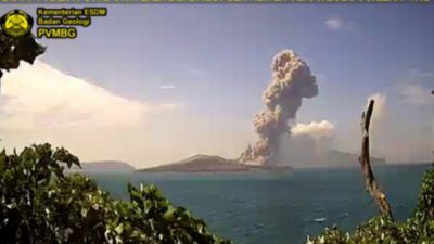 Gunung Anak Krakatau Kembali Meletus, Tinggi Letusan Capai 2,5 Kilometer