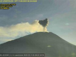 Gunung Ili Lewotolok di Lembata NTT Kembali Erupsi Setelah Beberapa Hari Alami Belasan Kali Letusan