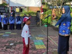 Sambutan Kepala SDN Purwantoro 5 Kota Malang, Dalam Upacara Peringatan Hari Pendidikan Nasional Tahun 2023