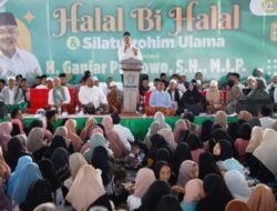 Ribuan Ulama dan Santri se-Jatim Sambut Hangat Kedatangan Ganjar di Ponpes Al Badri Jember