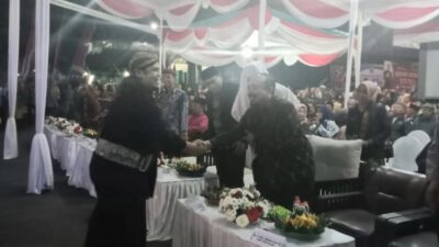Sam TITO Terkesan Dengan Sajian Gelar Budaya Wayang Kulit di Acara Grebeg Suro di Kemantren, Sukun Kota Malang