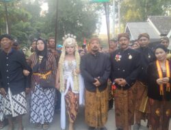 Uri Uri Budaya, Sam TITO hadiri Acara Labuhan di Pantai Ngliyep Kabupaten Malang