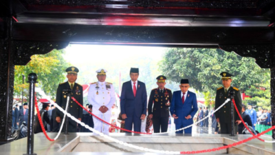 Jokowi Pimpin Upacara Peringatan Hari Kesaktian Pancasila di Lubang Buaya