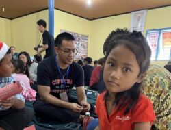 Fikom UC Bersama SMA St. Louis Adakan Joy of Noel Jelang Perayaan Natal