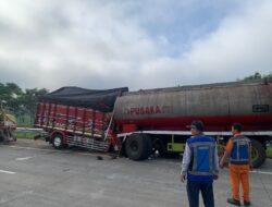 Dua Truk Bertabrakan di Tol Madiun, Seorang Sopir Tewas
