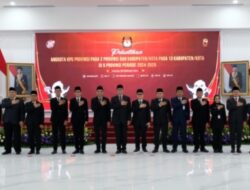 Komisioner KPU Jatim Resmi Dilantik, Janji Lanjutkan Tahapan Pemilu