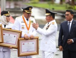 Bupati Dharmasraya Sutan Riska Raih Penghargaan Penyelenggaraan Pemerintahan Daerah Satu-satunya dari Pulau Sumatera