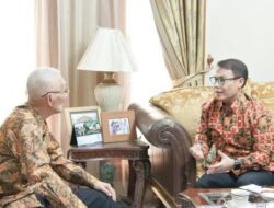 Suasana Kebangkitan Nasional,Ahmad Basarah Bersama Bamsoet Kunjungi Kediaman Mantan Wakil Presiden ke-6 Try Sutrisno
