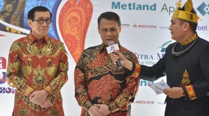 Ketua Dewan Pembina MNI sekaligus Menkum HAM Yasonna H Laoly dan Wakil Ketua MPR RI Ahmad Basarah menghadiri Nusantara Awards 2024. (Istimewa)