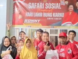 Peringatan Bulan Bung Karno, STD Bondowoso bagikan sembako untuk masyarakat