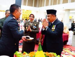 Polres Dharmasraya Gelar Upacara HUT Bhayangkara ke 78 tahun 2024, Bupati Sutan Riska turut ucapkan selamat