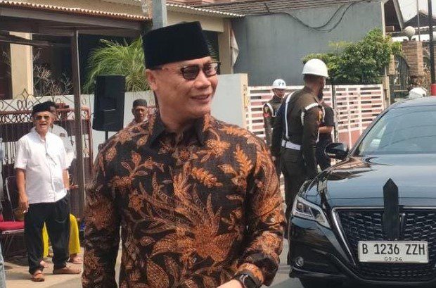 Ahmad Basarah melayat ke Rumah Duka Almarhum Hamzah Haz,Rabu (24/07/2024)