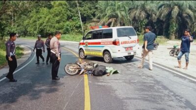 Tergelincir di Pengkolan Seorang Pengendara Warga Jorong Kurnia Kamang Meninggal Tergilas Truk Tronton