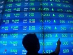 IHSG Senin Ini Diprediksi Menguat Terbatas Ditengah Reshuffle Kabinet