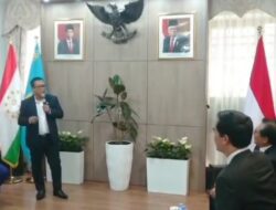Kunjungi Kazakhstan, Sonny T. Danaparamita Bertemu Dubes RI dan Diaspora Indonesia