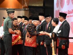 Pemerintah Anugerahkan Satyalencana Kebaktian Sosial Bagi Pendonor Darah