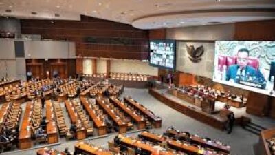 Putusan MK Longgarkar Pencalonan, DPR Gaspol Revisi UU Pilkada?