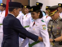 Presiden Kukuhkan Anggota Paskibraka 2024
