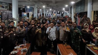 Asyiknya Pojok Pengawasan Panwascam Bulak di Pesisir Pantai dan Libatkan UMKM