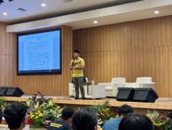 Di Hadapan Mahasiawa Unair, Gus Hans Bilang Politik Hargai Track Record Dibanding Uang