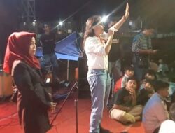 Dapat Sambutan Hangat Warga, Kunjungan Ganis di Event Bantengan Santri Fest 2024