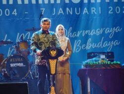 Malam Resepsi HUT Kabupaten Dharmasraya ke-21 Tahun 2025 Sutan Riska Sampaikan Salam Pamit