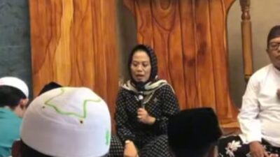 Sri Untari Berbagi Berkah Bersama Anak Yatim Piatu di PP Manarul Huda Tunggul Wulung