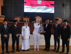 DPRD Gelar Rapat Paripurna Dalam Rangka Serah Terima Jabatan Bupati Dharmasraya Sutan Riska ke Suci – Leli