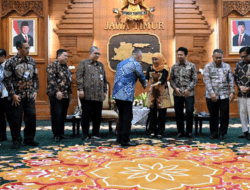 Menhub Dudy Koordinasi Kesiapan Angkutan Lebaran dengan Gubernur Jawa Timur