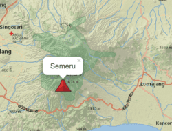 Gunung Semeru Erupsi Dengan Amplitudo Maksimum 22 MM