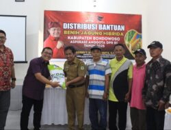 Sonny T Danaparamita Bagikan 60 Ton Benih Jagung Untuk Masyarakat Bondowoso