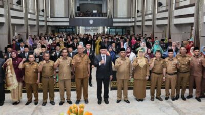 Gubernur Mahyeldi Melantik 87 Kepala Sekolah SMA/SMK/SLB se-Sumatera Barat