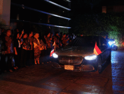 Diaspora Indonesia Sambut Kedatangan Prabowo di Bangkok