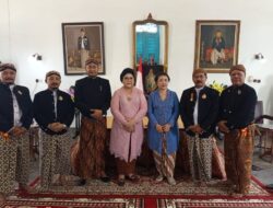 Sam TITO Resmi Terima Gelar KRA di Keraton Surakarta Hadiningrat, Simbol Sinergi Hukum dan Budaya